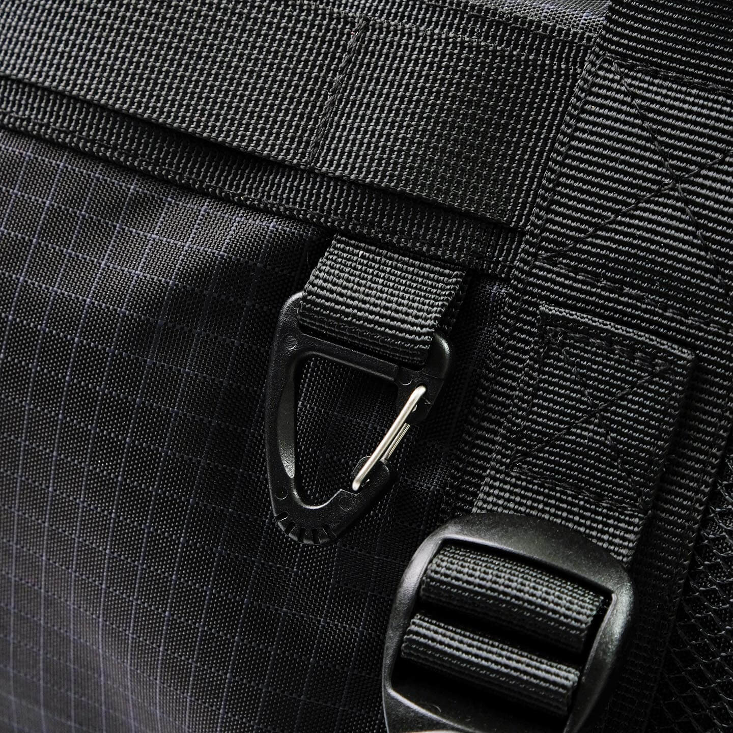 RIPSTOP 40L DUFFLE BAG - BLACK - Image 5